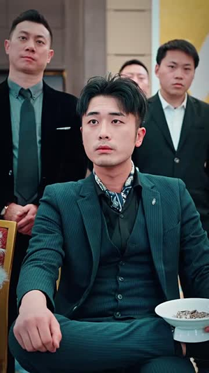 离婚后我被美女跪地求婚（离婚从被求婚开始）贝贝短剧分享