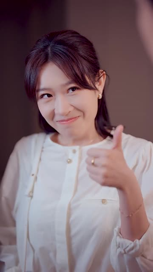 闪婚后首富老公装穷上瘾（90集）百度网盘在线看