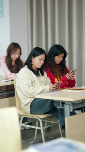 他似晚风入梦（100集）全集