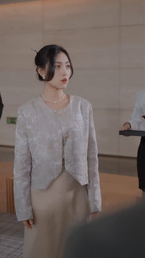 冷战八年后初恋哭着问错了没（104集）独家资源免费看