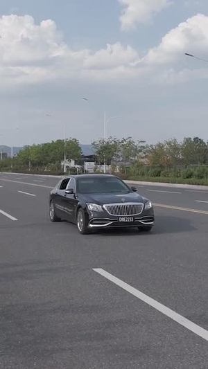 看不见的爱人（12集全）每天分享短剧