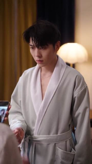 冷漠老公成了悲伤小狗（81集）好看上头的短剧
