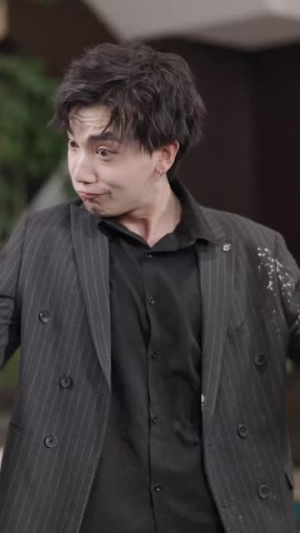 完蛋，我被她们包围了（82集）好看短剧分享