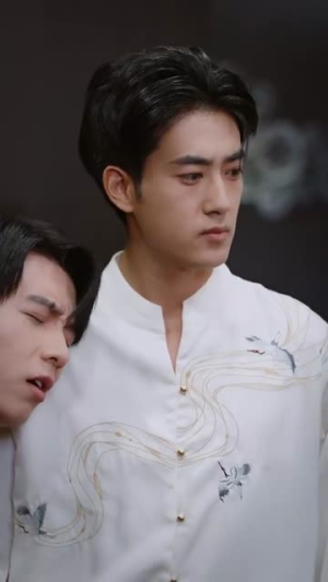 都嫌弃女主没事就躺着那我娶走了 (88集) 都嫌弃女主没事就躺着那我娶走了 (88集)火爆短剧热播中