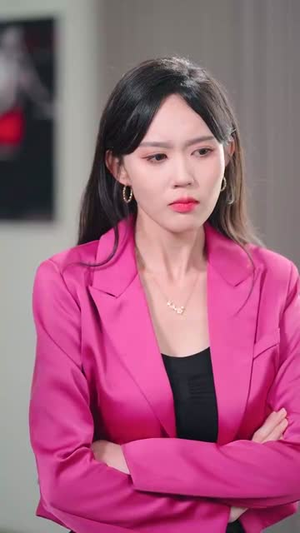 金牌制作人我咋亏成票房教父了 (60集)短剧热播中