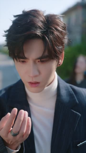 我身体里的那个他（70集）抢先看热门短剧