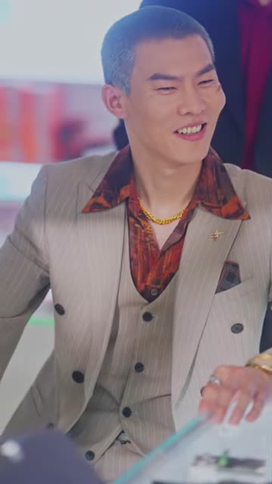 乡野技师：靠一双手征服大老卷（80集）短剧热门推荐