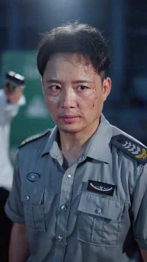 隐龙守校门(88集) 隐龙守校门(88集)火热短剧抢先看