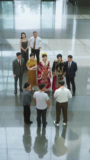 正在搬砖,被宋小姐拉去闪婚了(80集) 正在搬砖,被宋小姐拉去闪婚了(80集)全集一网打尽