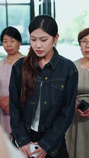 重生后我拒绝陪闺蜜离婚（40集）穿越短剧推荐