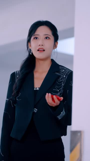 千年女王邂逅专属血仆(91集) 千年女王邂逅专属血仆(91集)在线免费观影