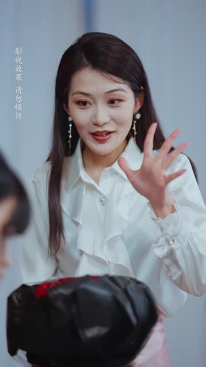婚从天降老板非要和我隐婚(54 集) 婚从天降老板非要和我隐婚(54 集)热门短剧追不停