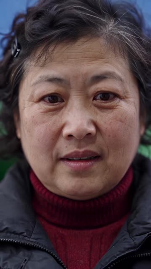古代逃荒穿现代，萌娃抱碗国货养全村（152集）最热门短剧来了