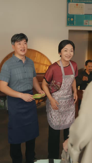 炎炎冰夏遇晴天（43 集）看短剧放松一下