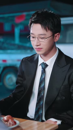 真心被践踏，厨界大佬摆摊重启人生（40 集）爆火短剧推荐