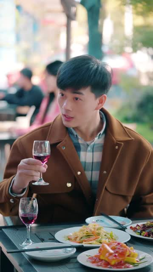 潜龙归来，全城等我破局（99 集）评价怎么样